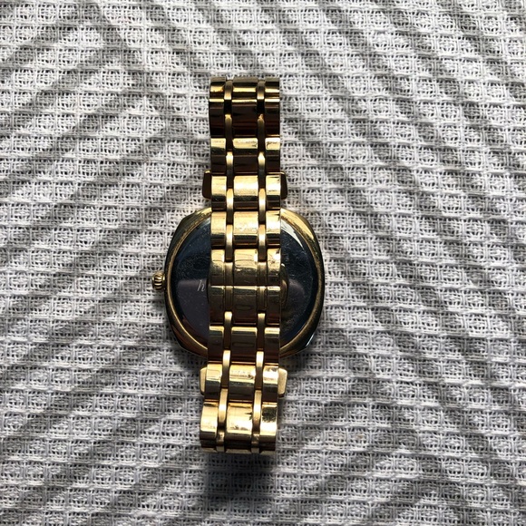 Kate Spade “Hello Sunshine” Watch - Picture 3 of 5